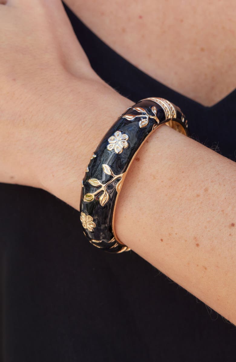 SAVVY CIE JEWELS Enameled Floral Hinge Bangle Bracelet, Alternate, color, Black