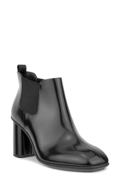 Sculpted Alba Chelsea Boot