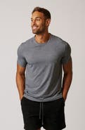 LEISURE LAB Everyday T-Shirt