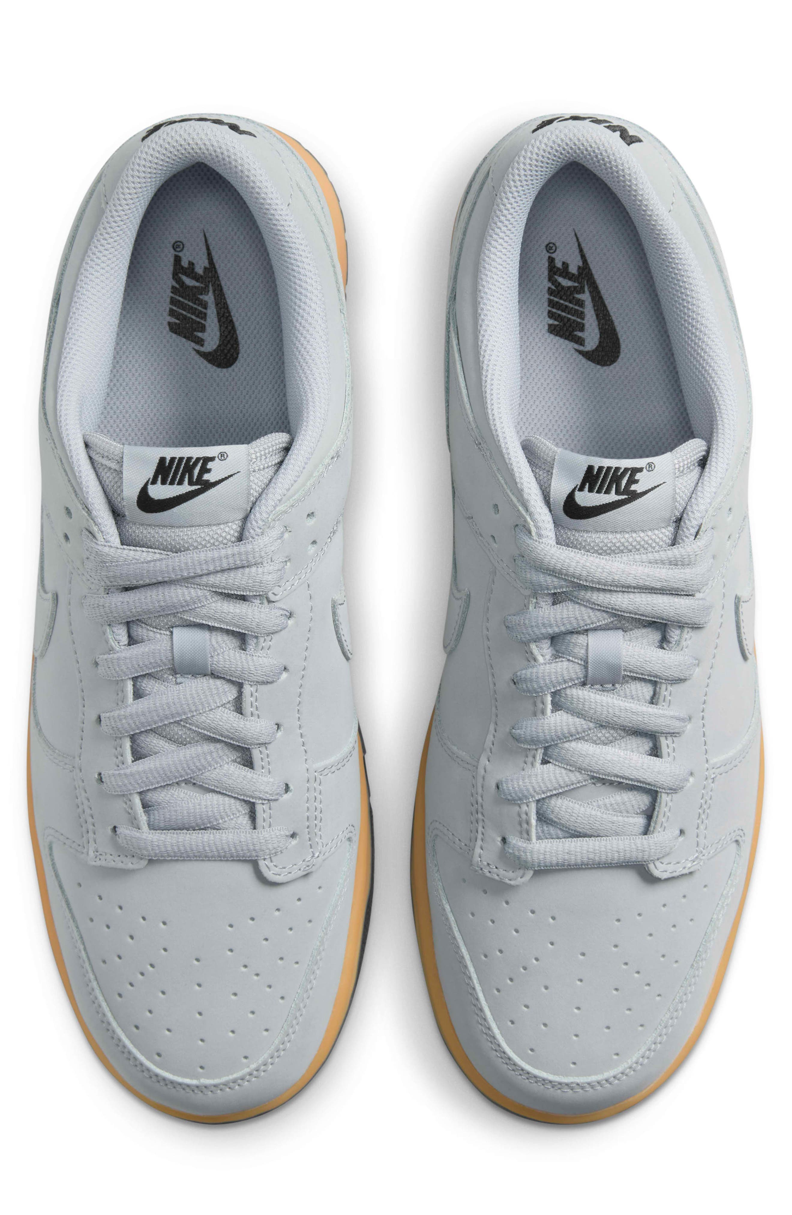 Nike Dunk Low Retro SE Basketball Sneaker, Alternate, color, 