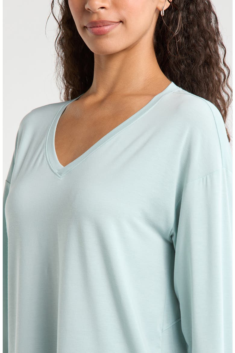 Breathe Long Sleeve T-Shirt, Alternate, color, BLUE RAINDROP
