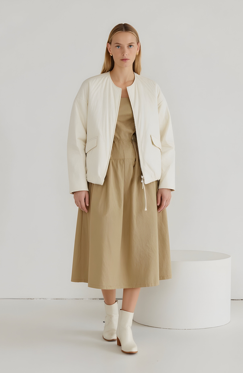 Modenaire Diamond Quilted Zip-front Jacket With Flap Pockets And Clean Collarless Cut In White
