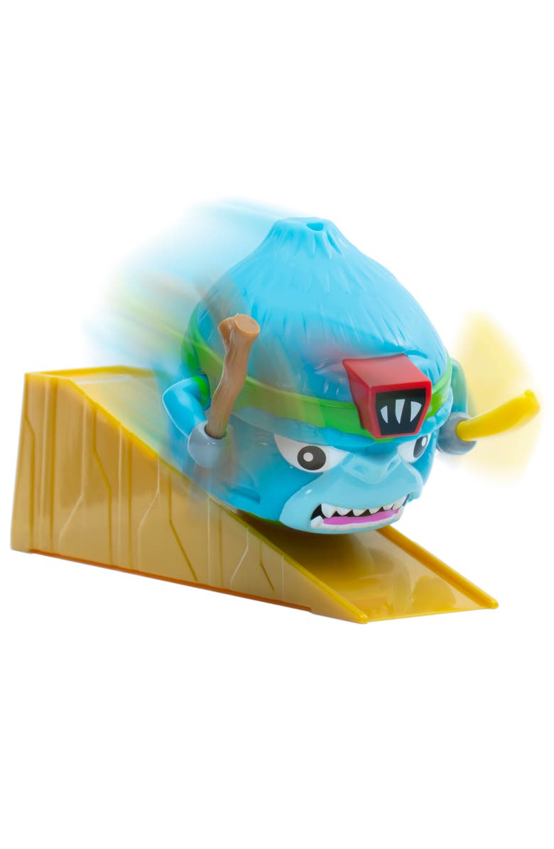 Battle Ballz Training Pack Bruiser Weapon Wielding Toy Gorilla, Alternate, color, Multicolored