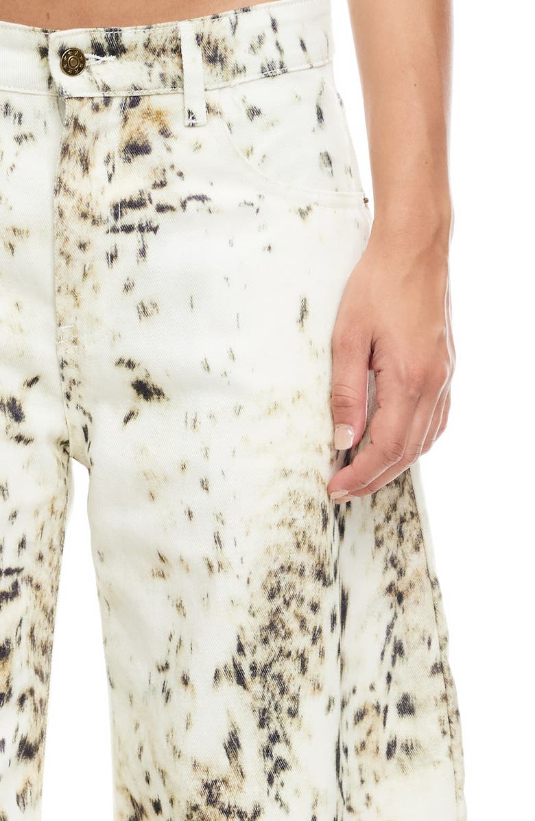 LIONESS Horseshoe Print Barrel Leg Jeans, Alternate, color, Snow Leopard