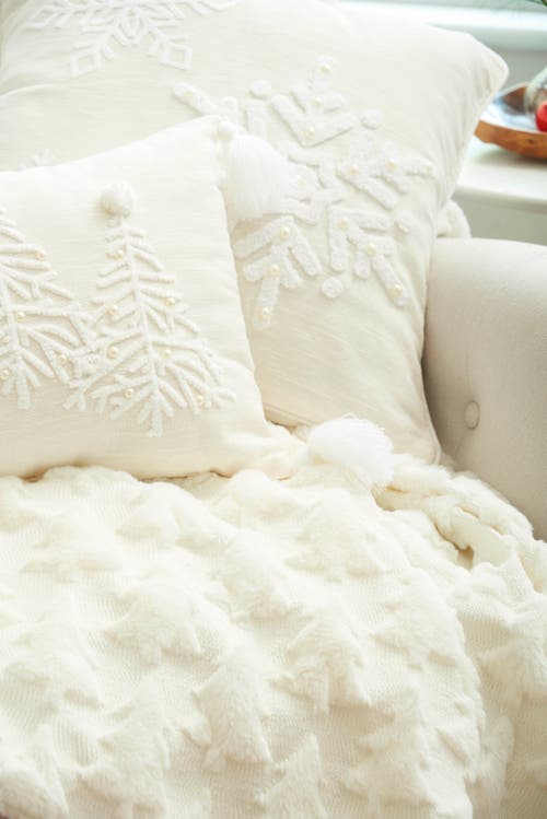 C & F Home C&f Home White Christmas Throw Pillow, 18" X 18" In Neutral