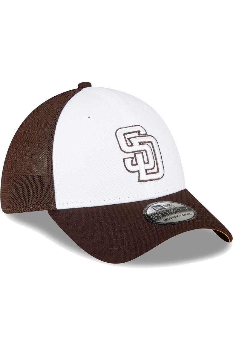 Men's New Era  Brown/White San Diego Padres 2023 On-Field Batting Practice 39THIRTY Flex Hat, Alternate, color, White