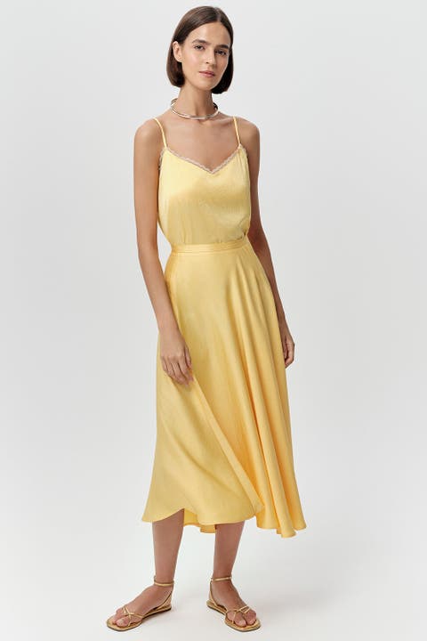 Aundray Fitted Concealed Zipper Flared Midi Skirt