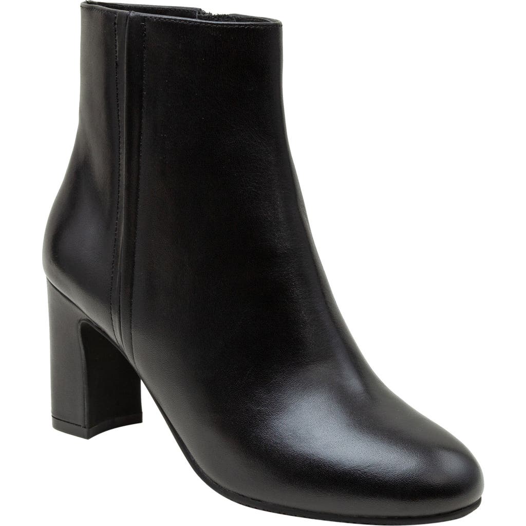Linea Paolo Wylda Bootie in Black