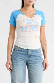 Vinyl Icons Short Raglan Sleeve T-Shirt