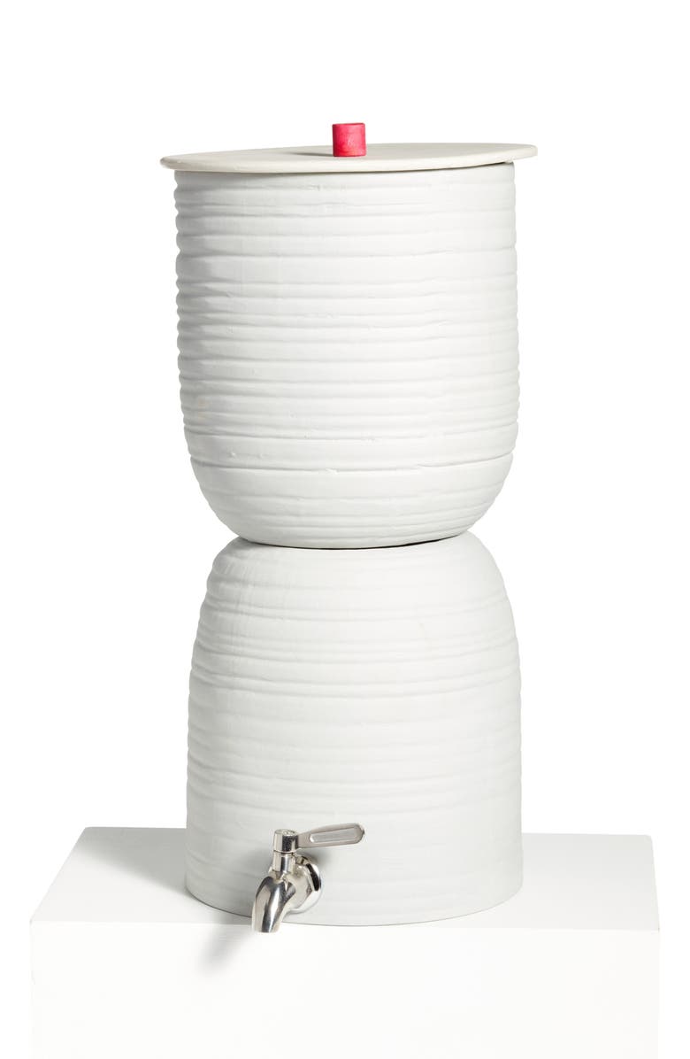 WALTER FILTER Wavy Porcelain Water Filter, Main, color,