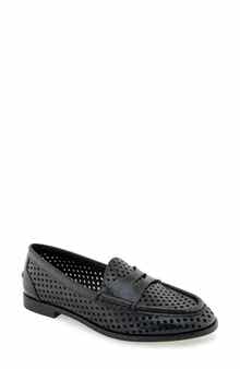 Reaction Kenneth Cole Zoila Perforated Loafer