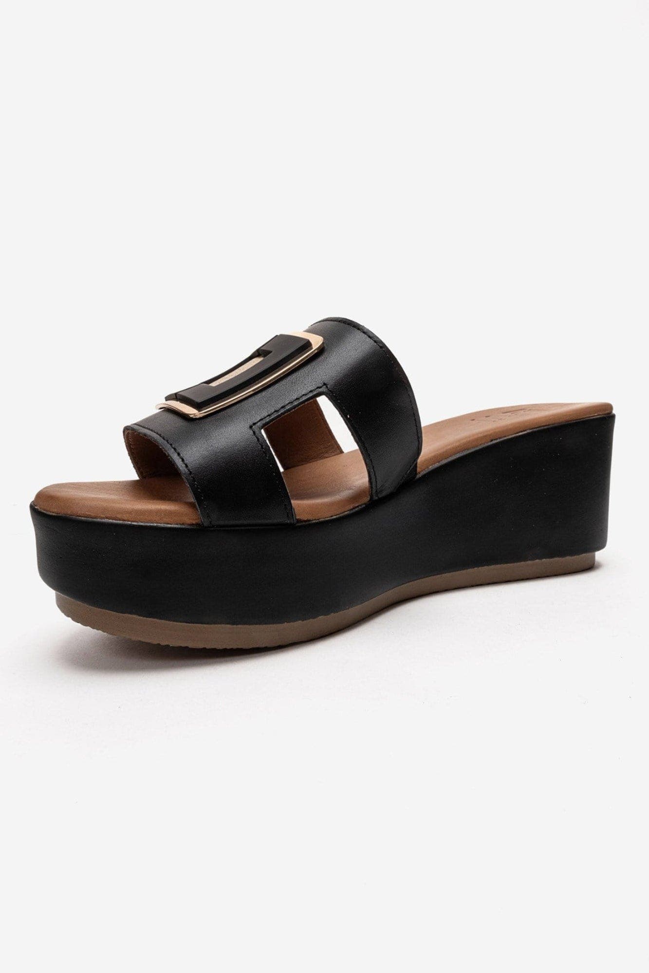 Hiola Leather Platform Sandal, Alternate, color, Black