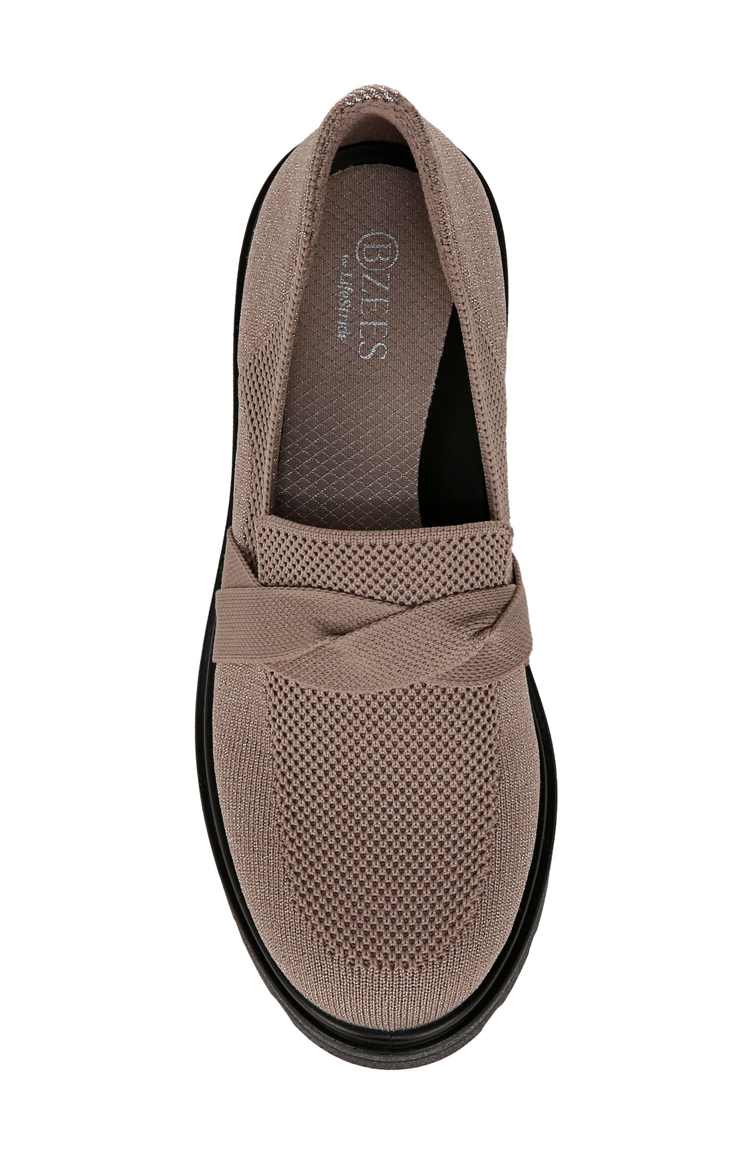 BZees Muse Bow Loafer, Alternate, color, Brown