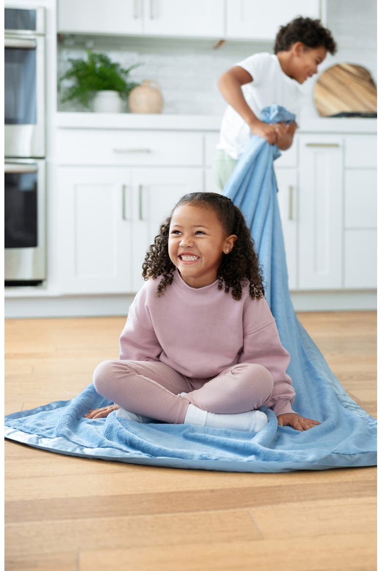 Luxe Big Kid Blanket, Alternate, color, CORNFLOWER
