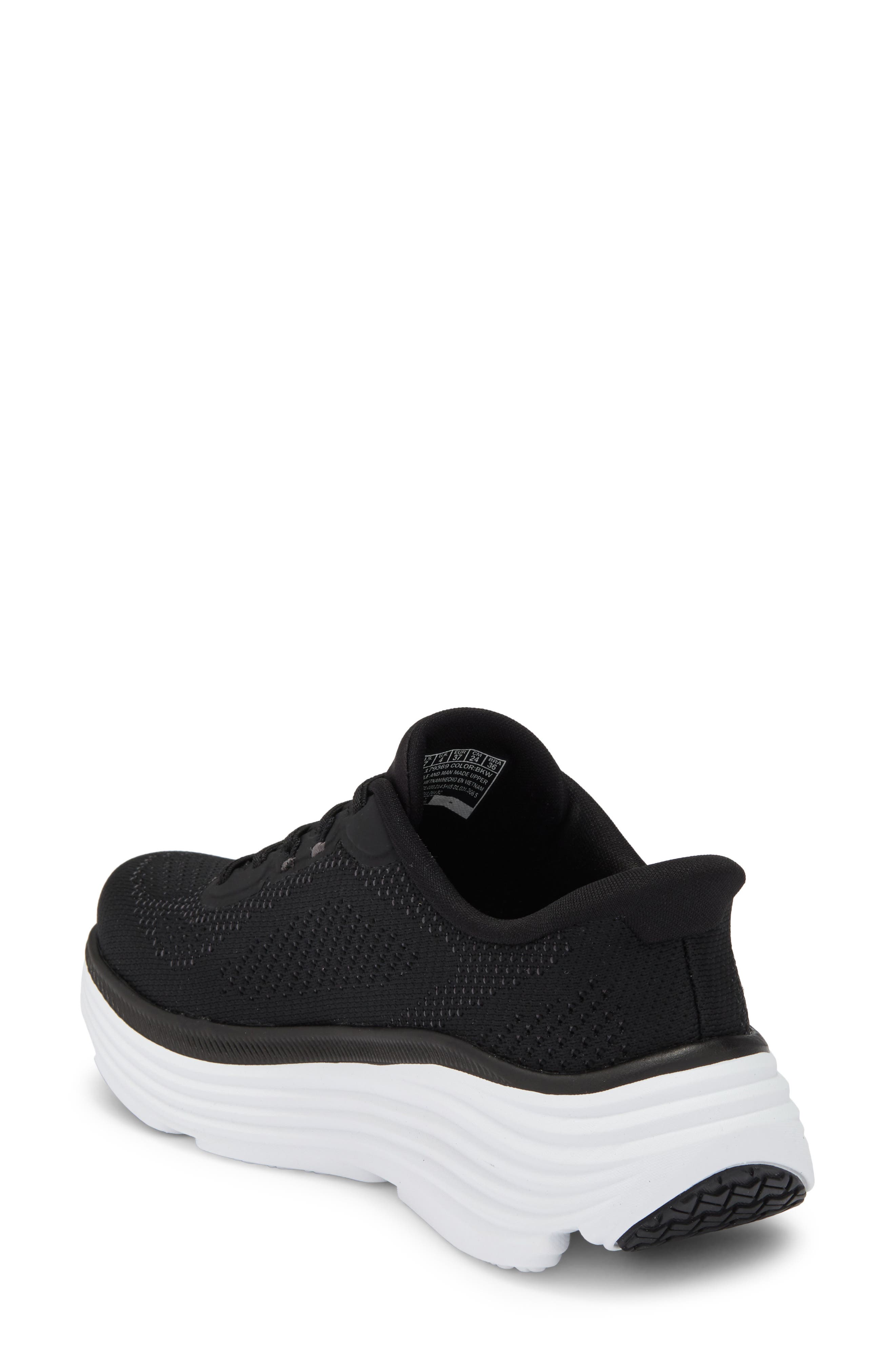 SKECHERS Swift-Fit Max Cushioning Endeavour Sneaker, Alternate, color, Black/ White