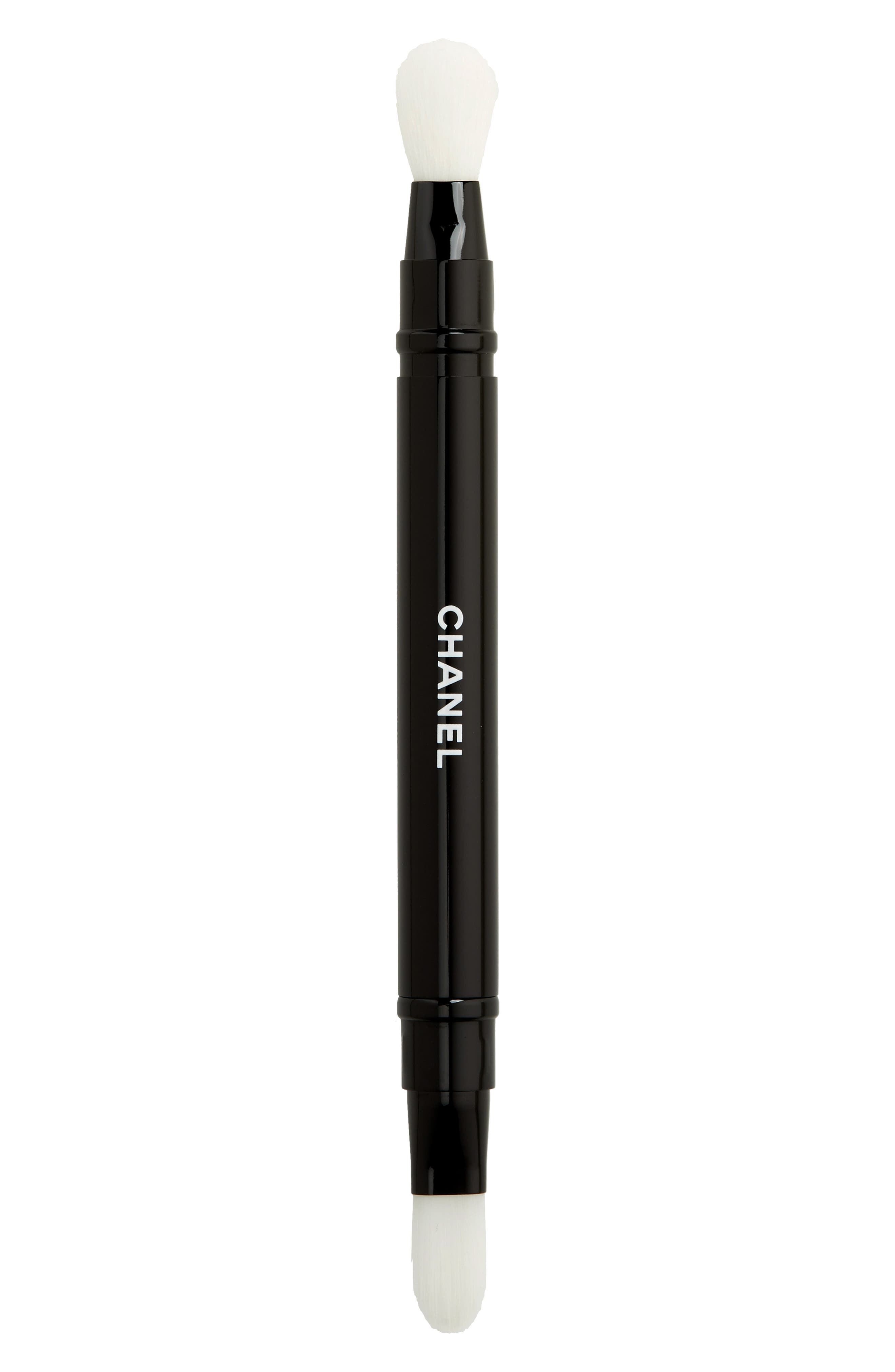 PINCEAU DUO CORRECTEUR RÉTRACTABLE N°105 Retractable Dual-Ended Concealer Brush main image 1