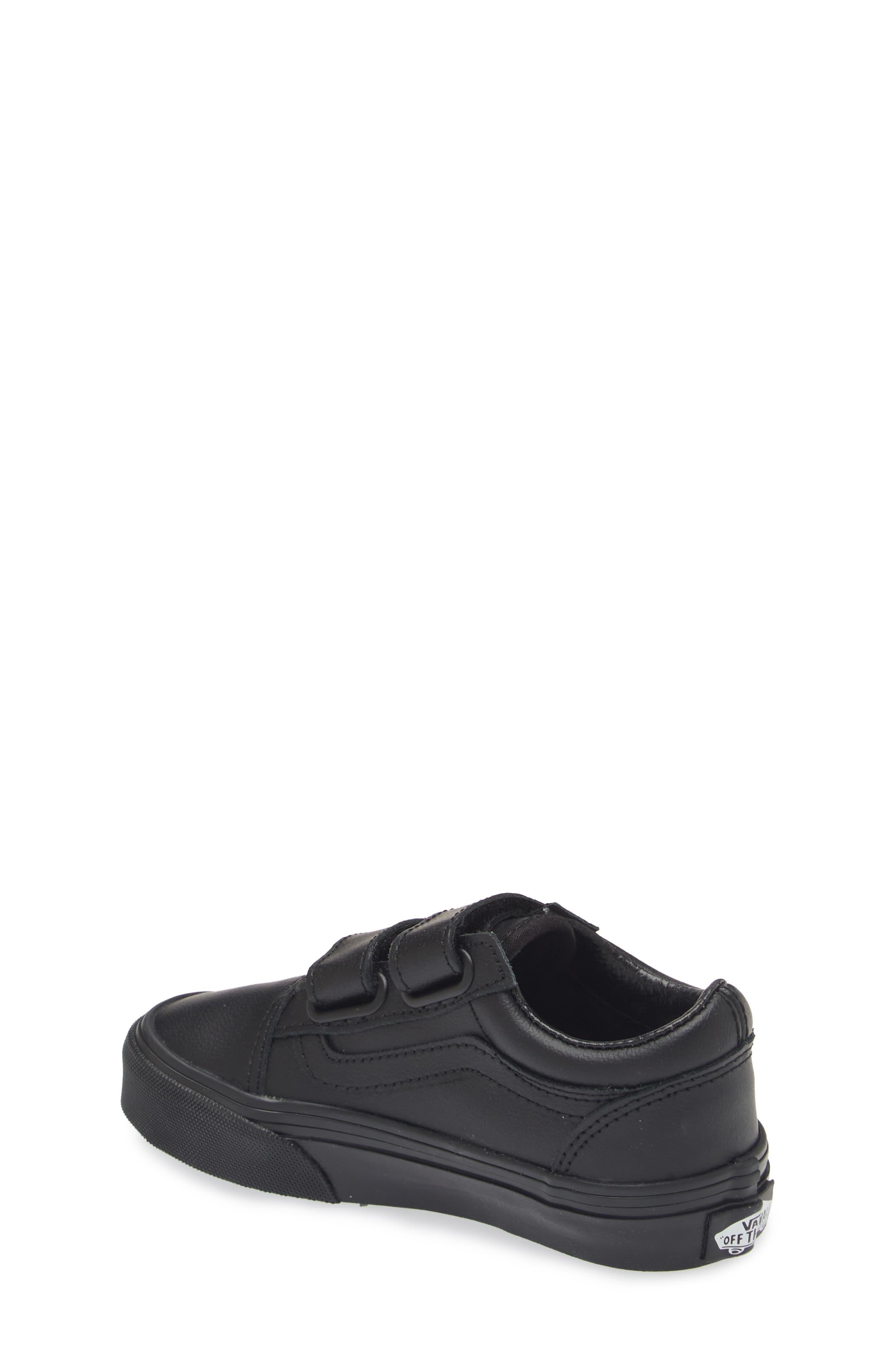 Vans Kids' Old Skool V Tumble Sneaker, Alternate, color, Classic Tumble Black Mono