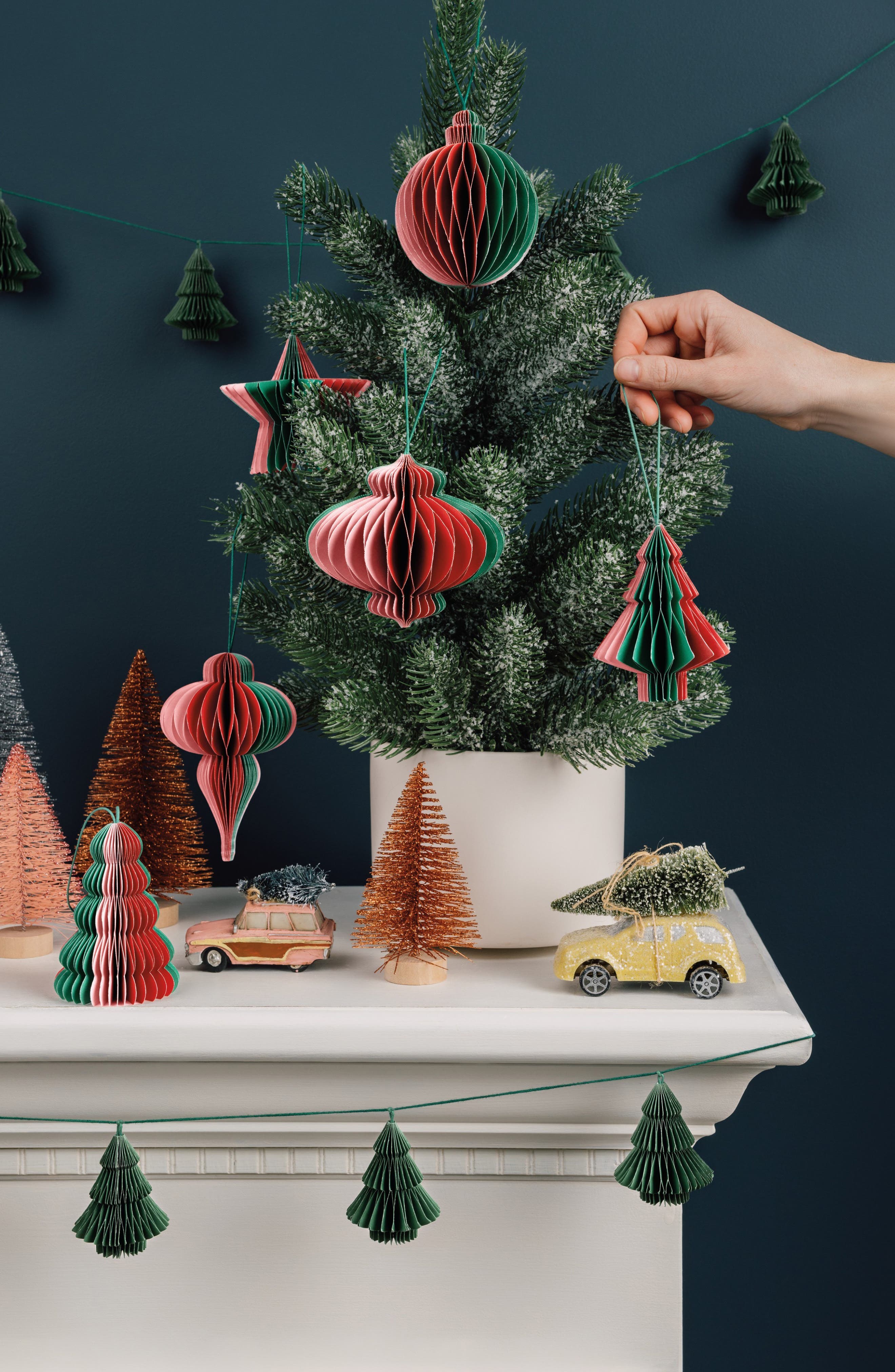 Now Designs Honeycomb Tree Garland | Nordstromrack