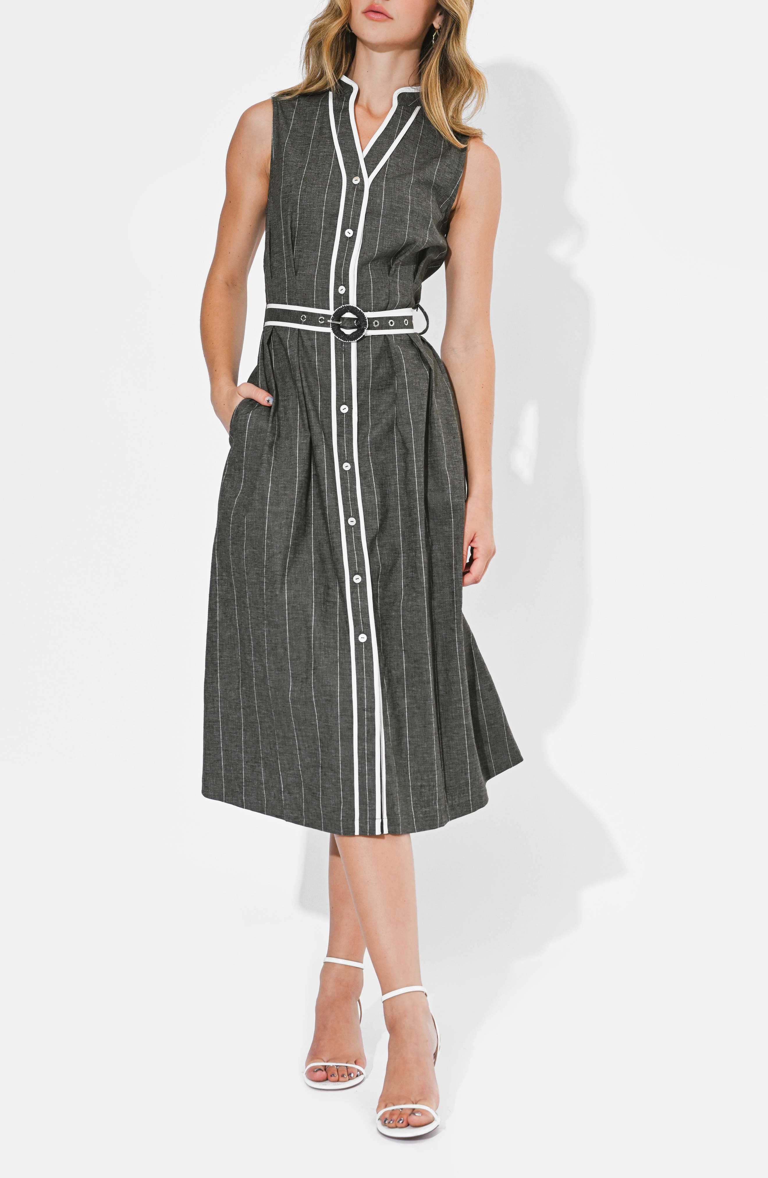 selected CHARCOAL/ WHITE
