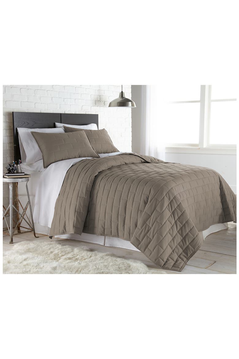 Premium Collection Vilano Brickyard Quilt Set, Main, color, DARK TAUPE