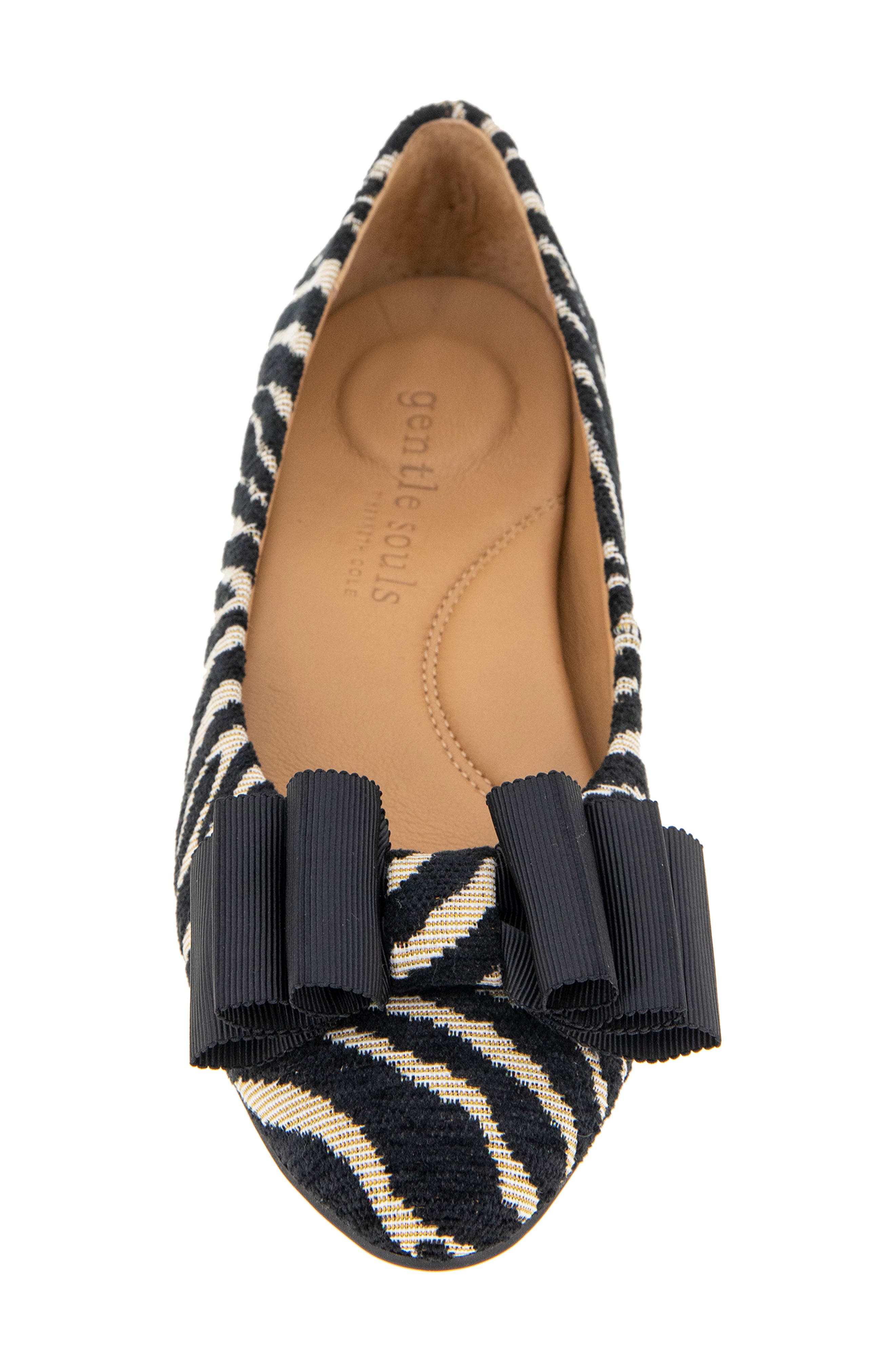 Gentle Souls Atlas Pump, Alternate, color, Natural Zebra