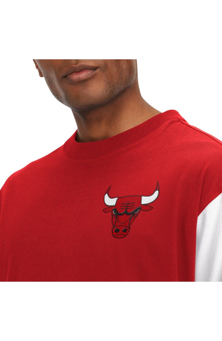 TOMMY JEANS Men's Tommy Jeans Red Chicago Bulls Richie Color Block Long Sleeve T-Shirt, Alternate, color, Red