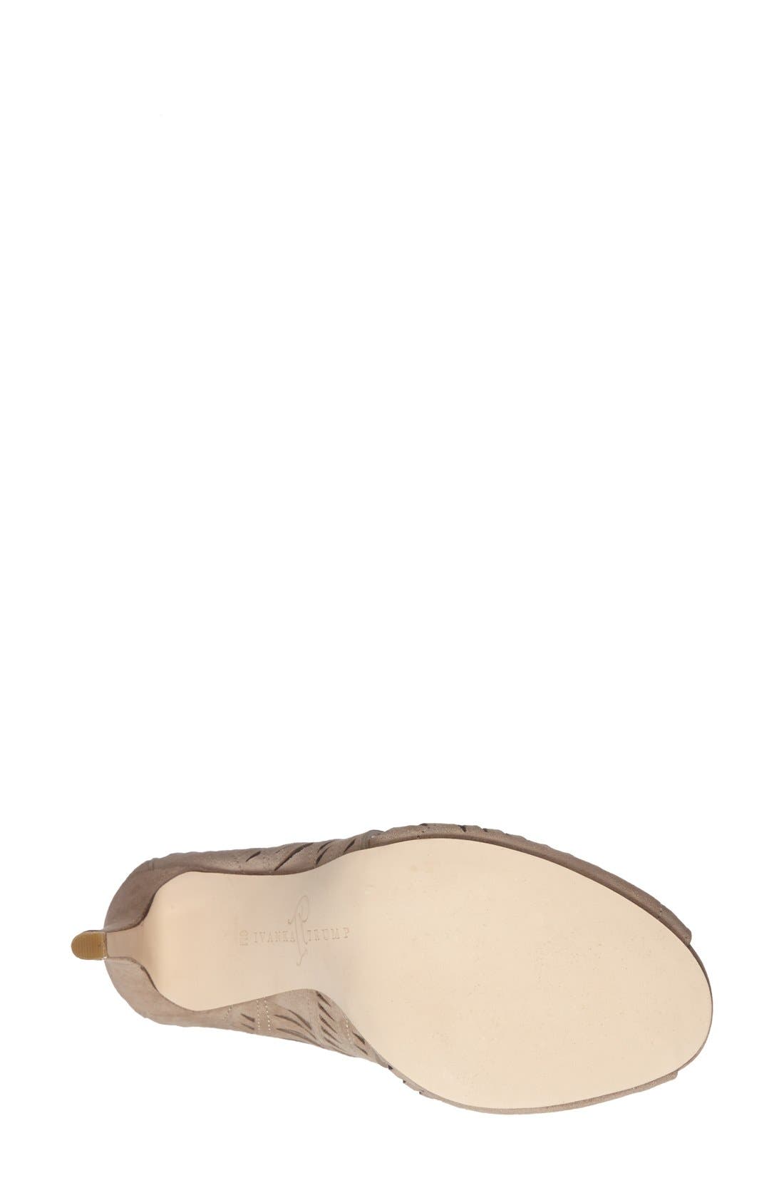 'Delfino' Sandal, Alternate, color, NATURAL SUEDE