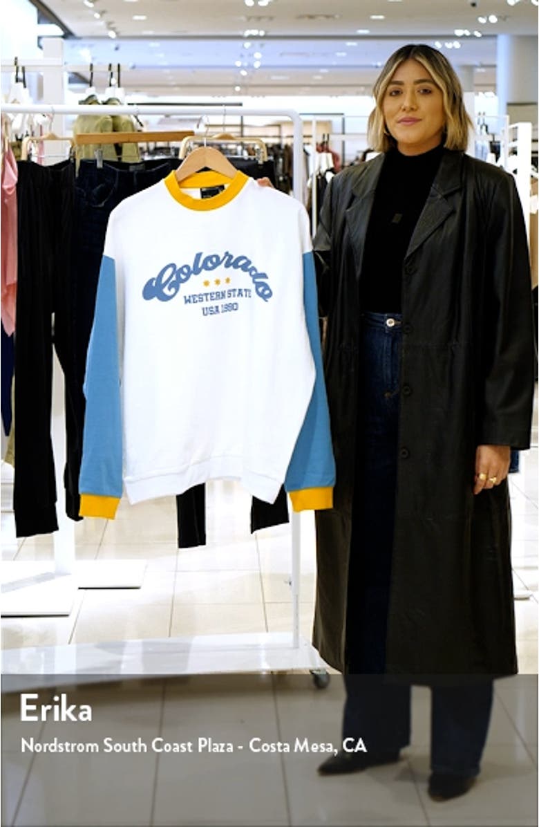 Colorado Oversize Graphic Sweatshirt, sales video thumbnail