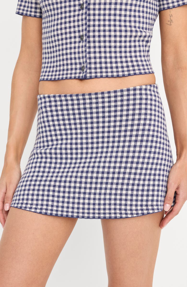 Good American The Keepsake Gingham Miniskort, Alternate, color, Navy Gingham