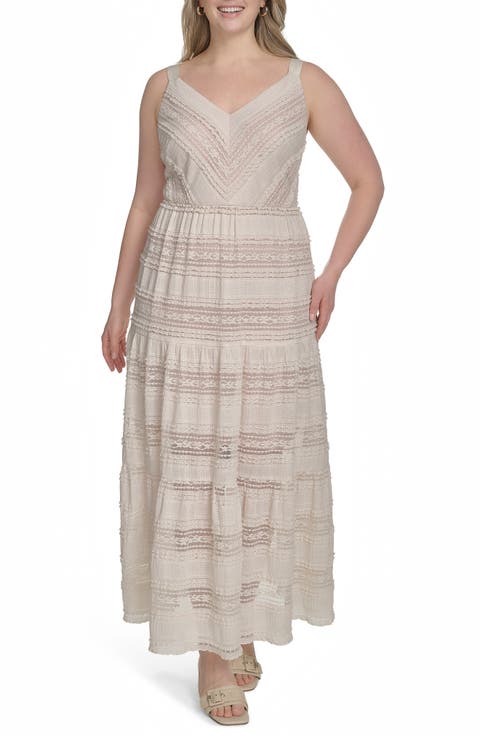 Lace Detail Tiered Dress (Plus)