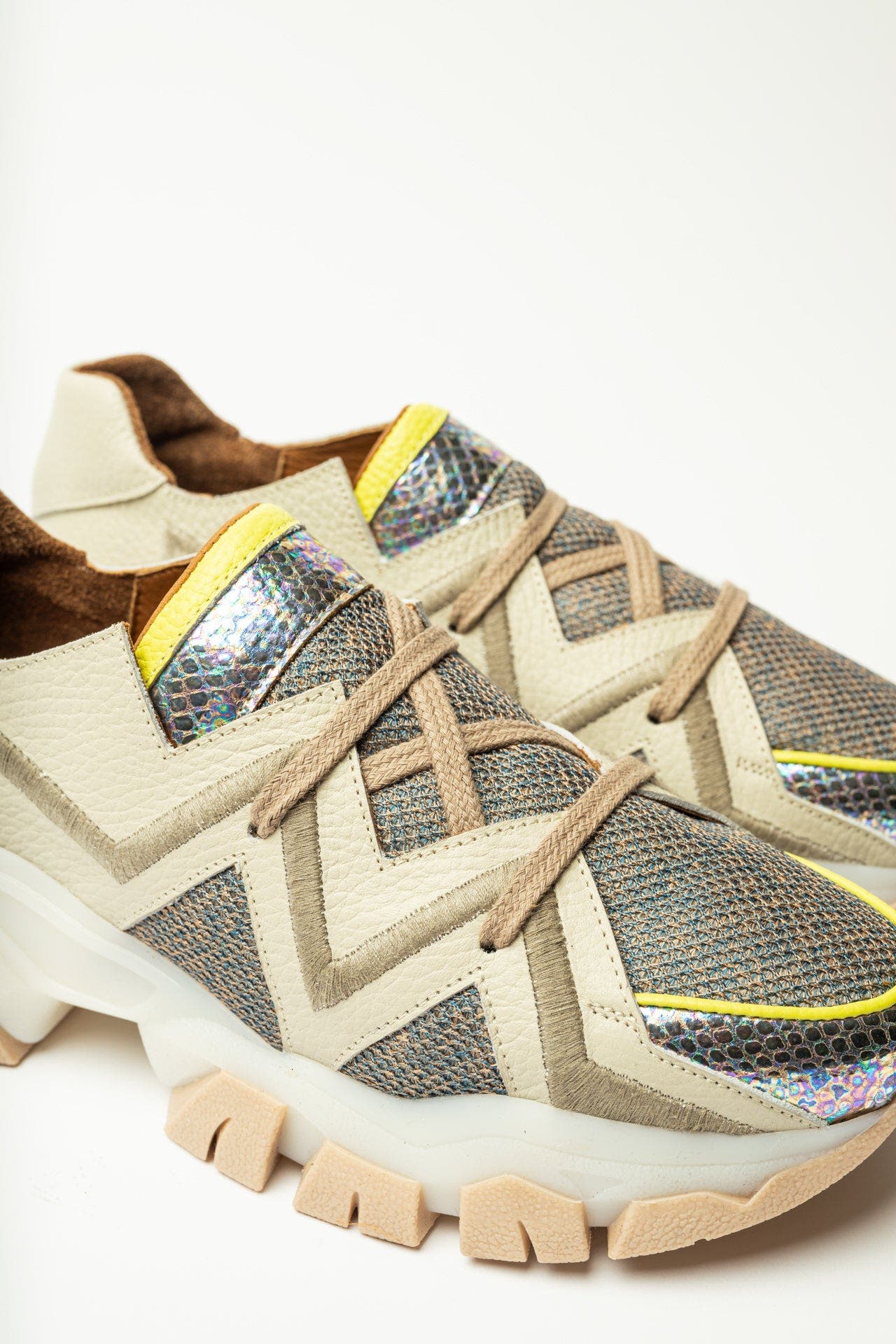 Appearance v. reality Sneaker, Alternate, color, White