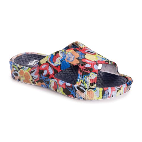 Muk Luks Spa Day Sandal In Multi