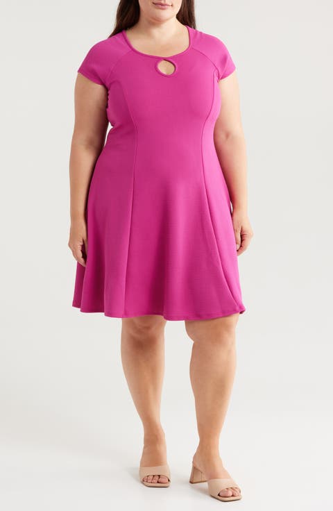 Keyhole Cutout Fit & Flare Dress (Plus)