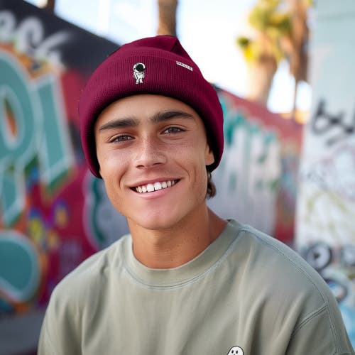 Dalix Astronaut Beanie In Maroon