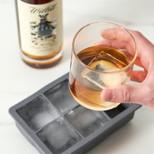 Viski Glacier Whiskey Ice Cube Tray With Lid In Grey