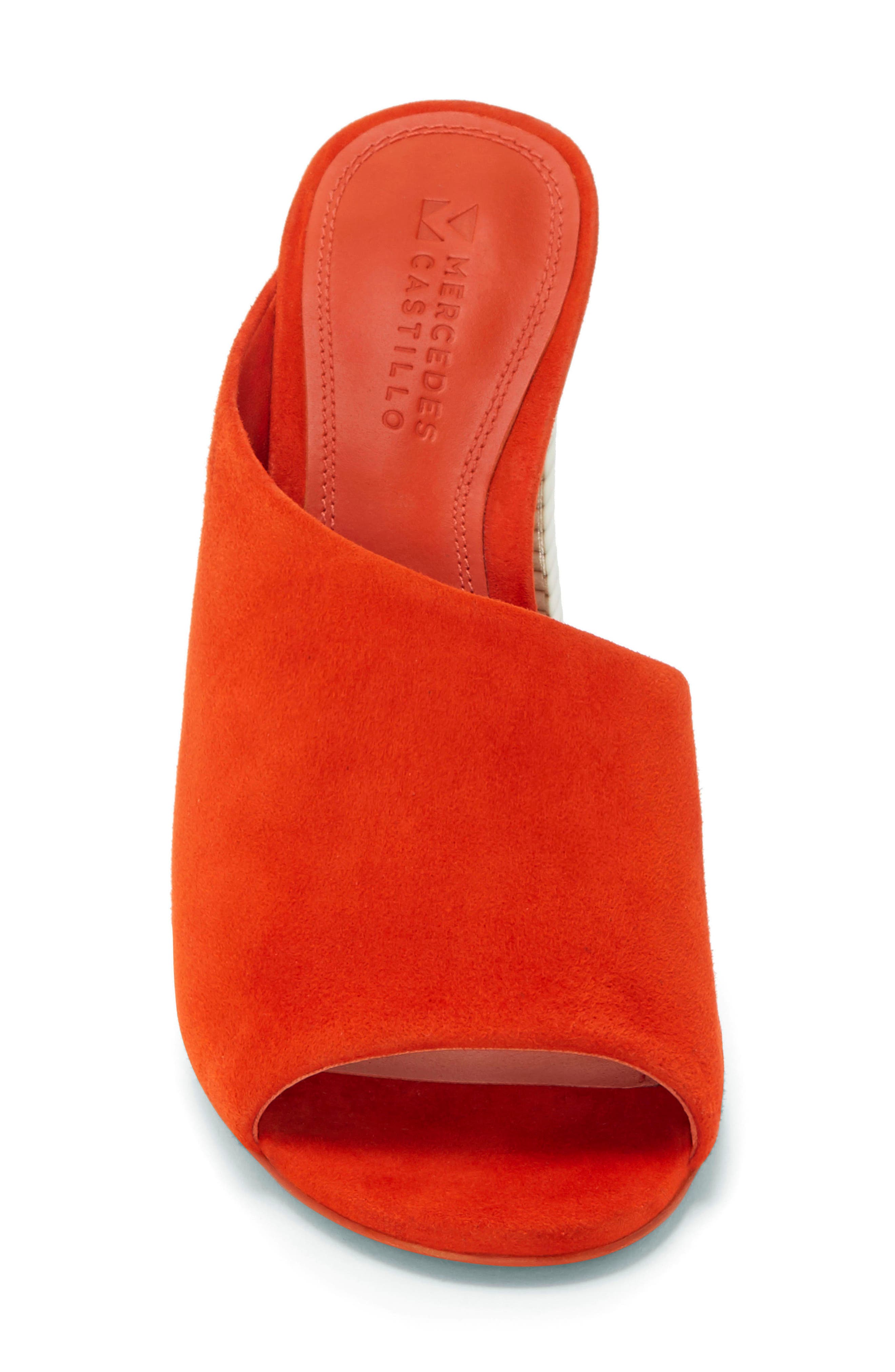 Izar Mule, Alternate, color, BRILLIANT ROSE