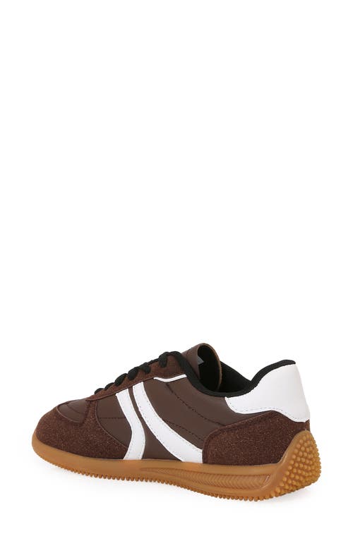 Berness Curve Stripe Sneaker In Burgundy