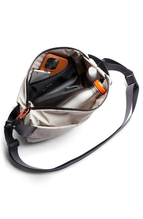 Bellroy The Lite Sling Bag In Ash