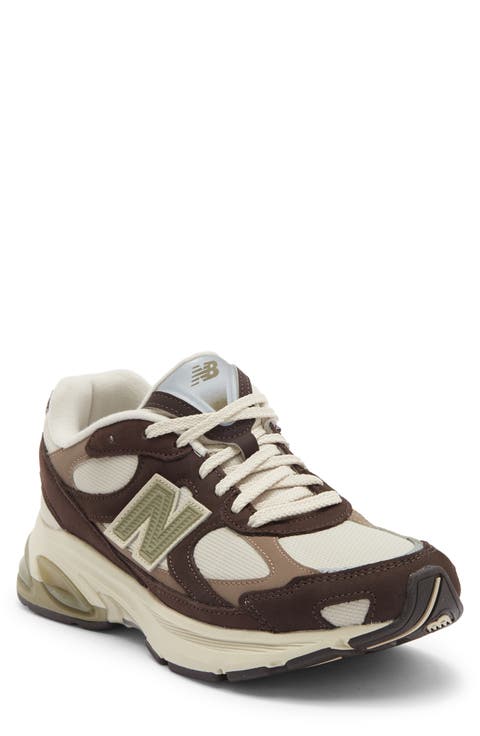 Gender Inclusive 2010 Sneaker