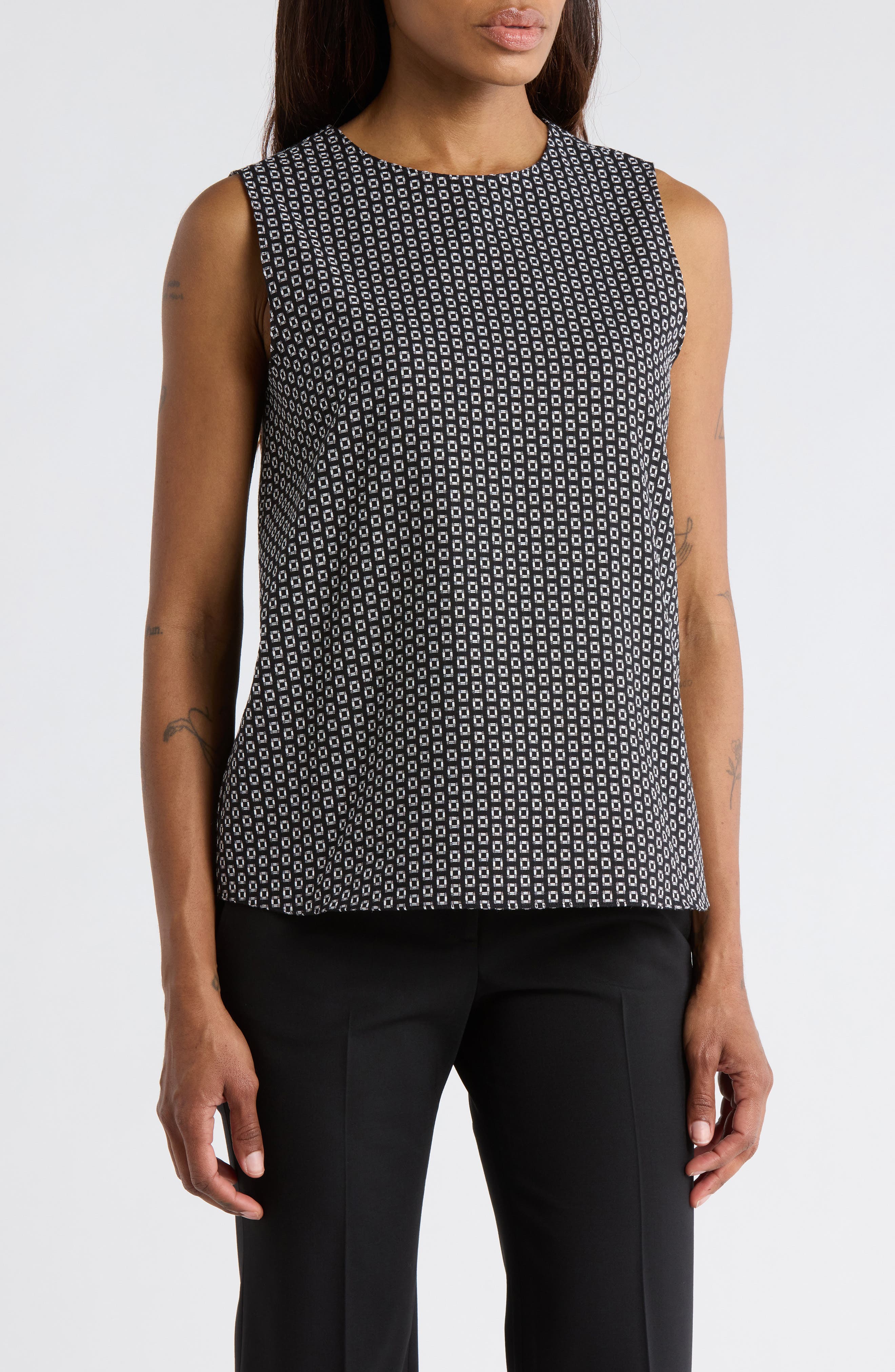 Theory Geometric Dobby Top