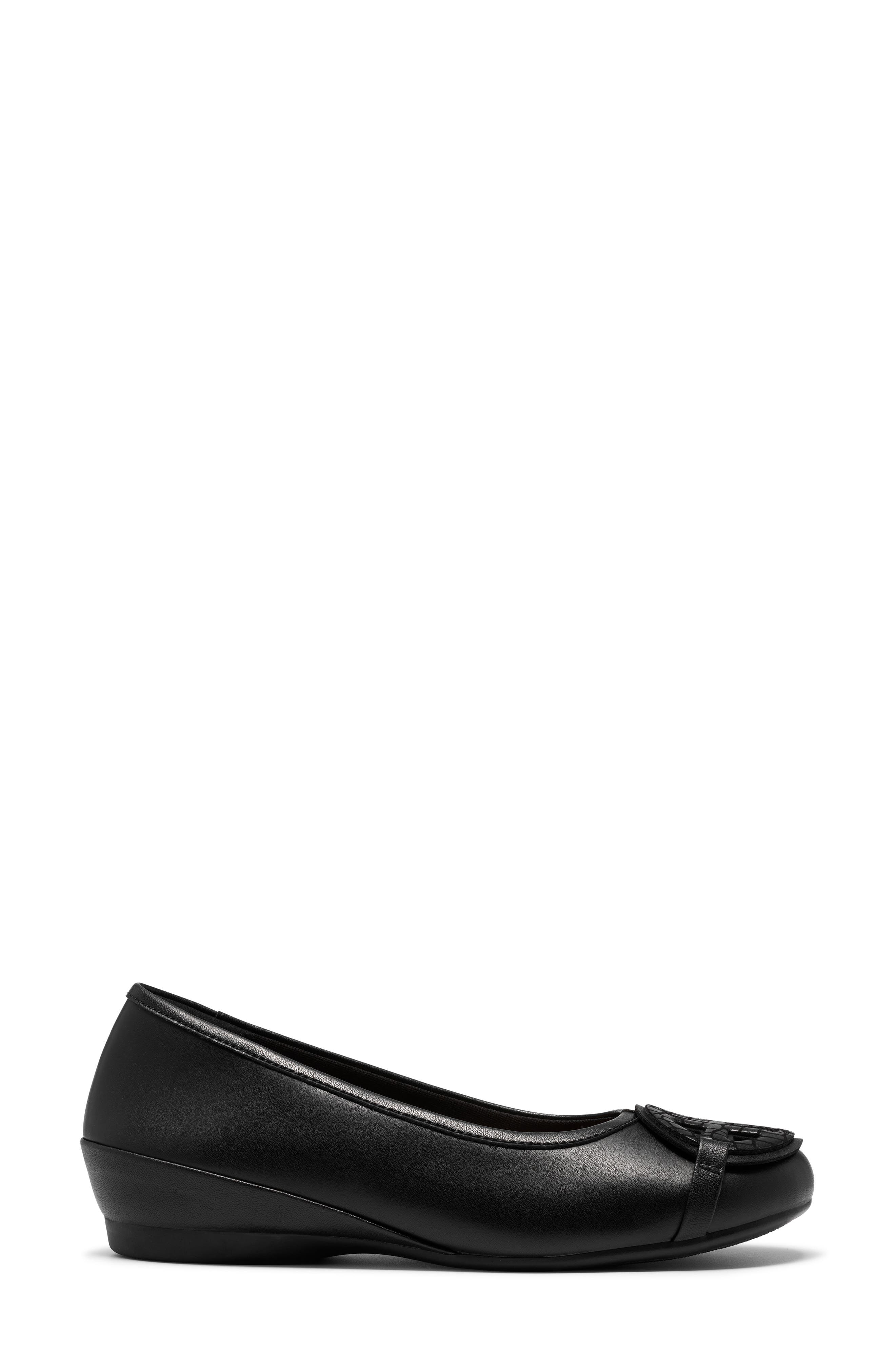 Cathrynn Luna Skimmer, Alternate, color, BLACK