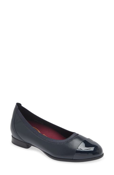 Mila Ballet Flat (Women)