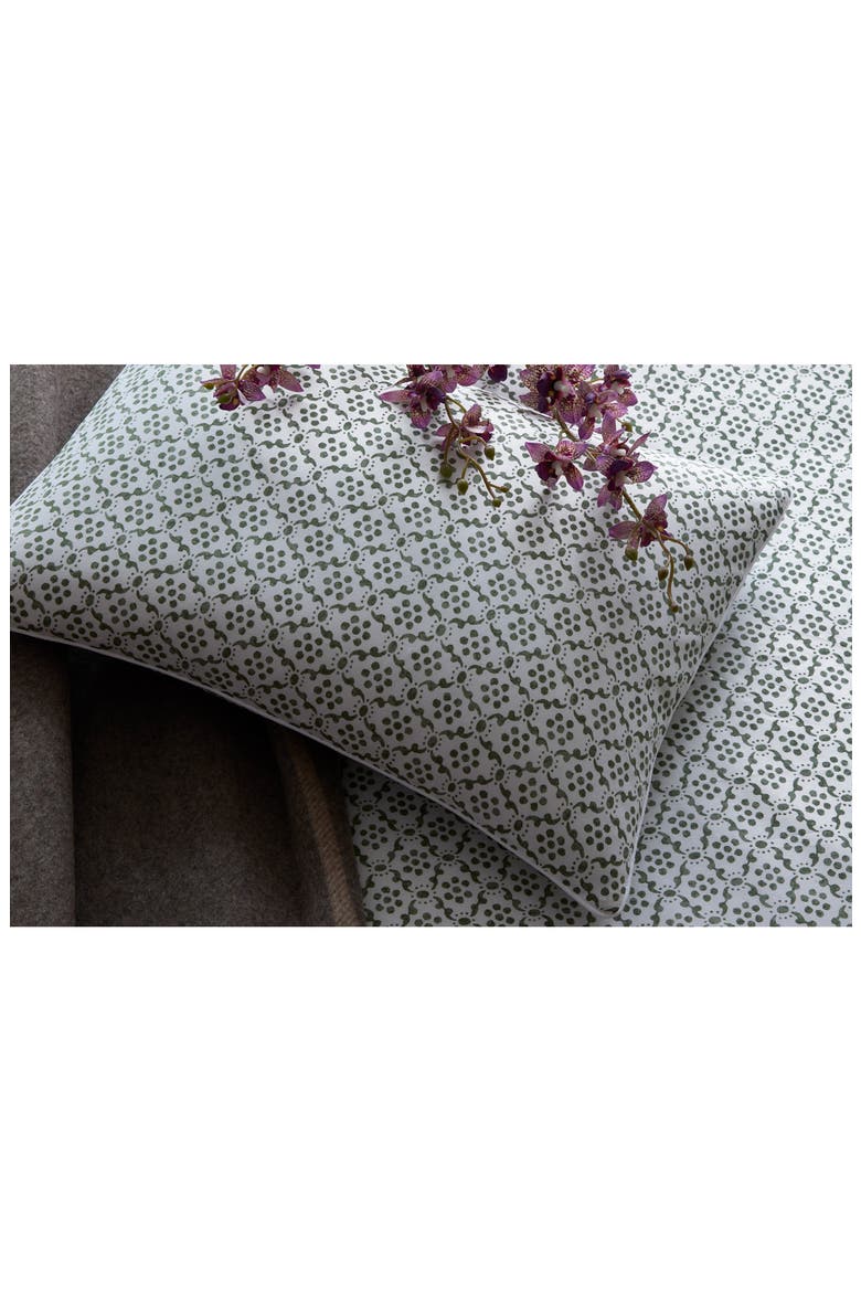 Laksha Quilt, Alternate, color, INDIGO