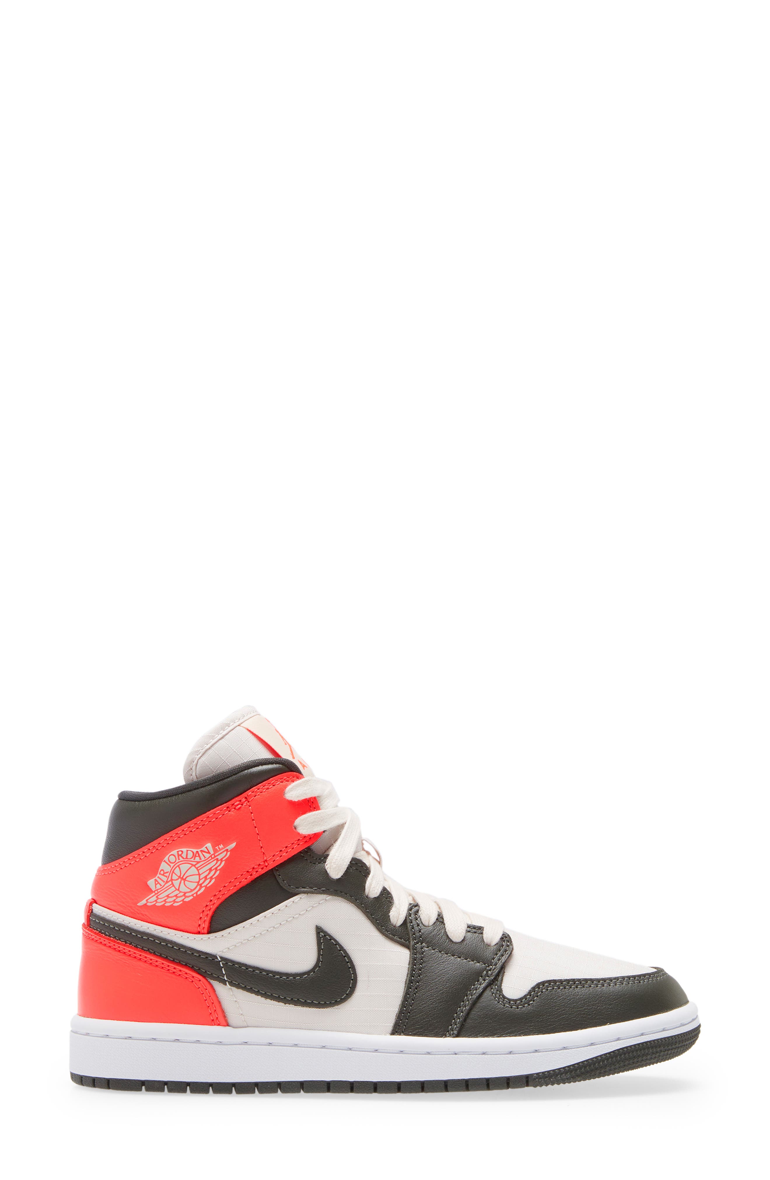 Jordan Air Jordan 1 Mid SE Sneaker, Alternate, color, Light Orewood Brown/ Newsprint