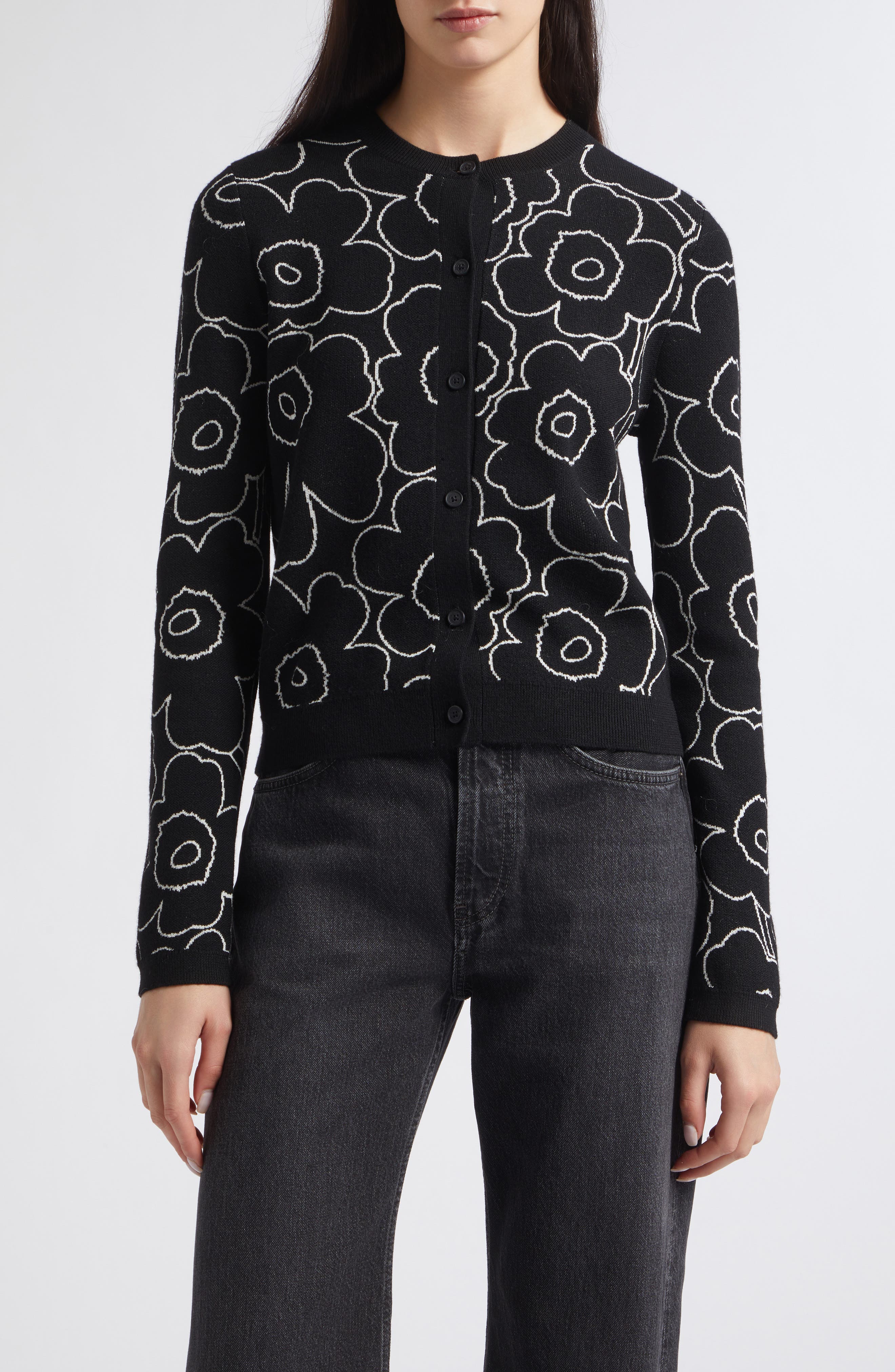 selected BLACK OFF WHITE
