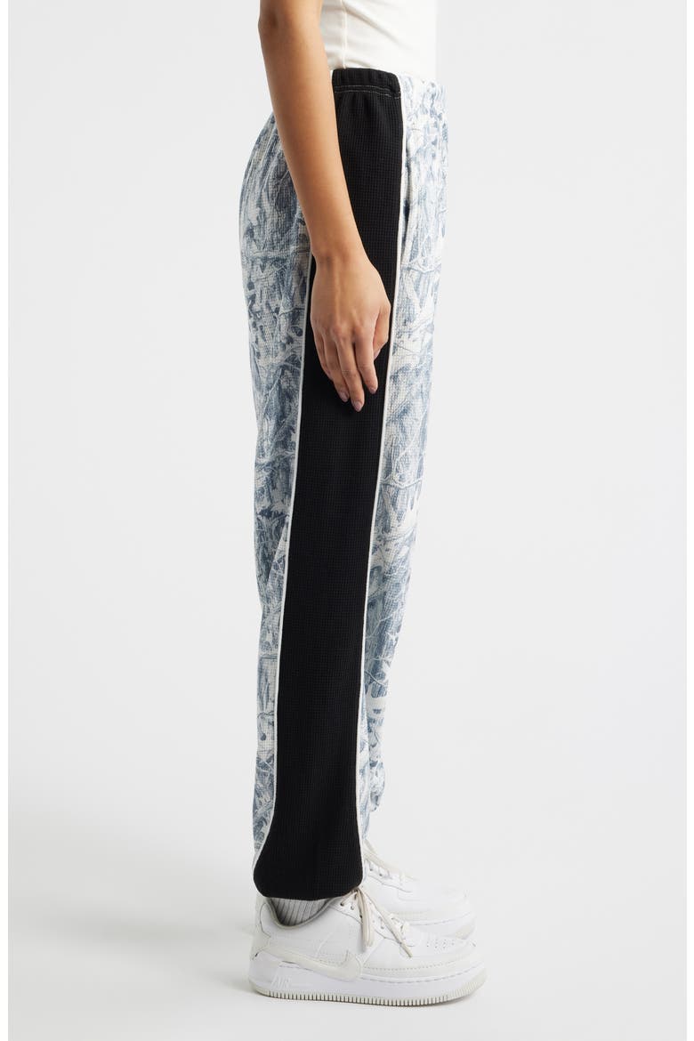 Snowed in Camo Thermal Sweatpants, Alternate, color, BLACK AND WHITE