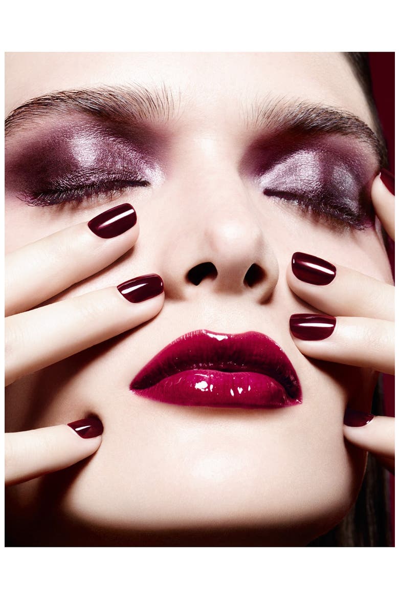LE TOP COAT LAMÉ ROUGE NOIR 
Gold Sparkle Nail Coat, Alternate, color, NO COLOR