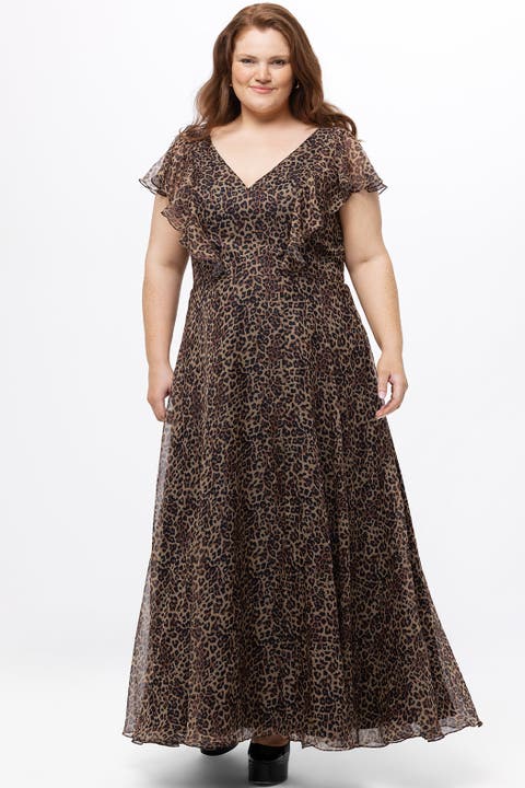 Short Sleeve V-Neck Plus Size Animal Print Dress with Slit