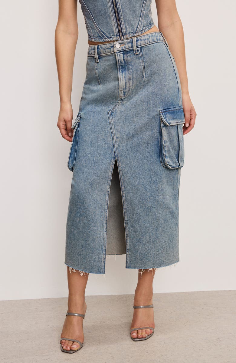 Good American Frayed Hem Denim Cargo Skirt, Alternate, color, 
