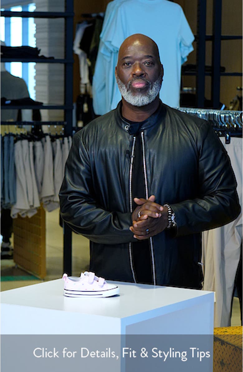 Kids' Chuck Taylor<sup>®</sup> All Star<sup>®</sup> 2V Sneaker, sales video thumbnail